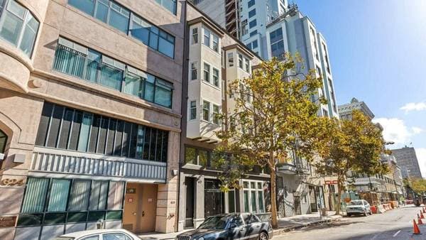 0BR/1BA Apartment on 14th Street · Oakland photo 1