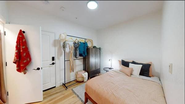 0BR/1BA Apartment on 14th Street · Oakland photo 3