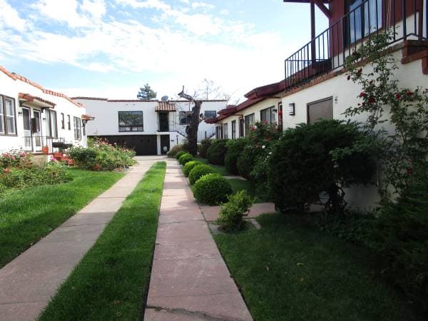 1BR/1BA Apartment · Berkeley photo 4