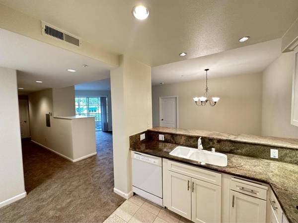 3BR/2BA Condo on St. Matthews Ave. · San Mateo photo 4