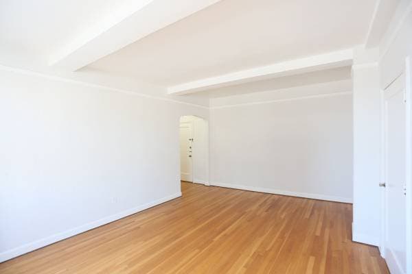 Apartments on Lenox Avenue · Oakland photo 4