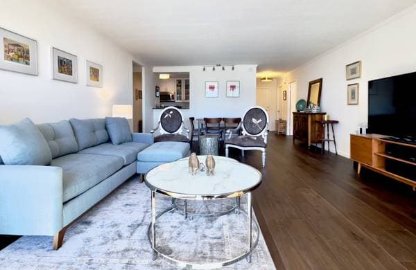 2BR/2BA Apartment · San Francisco photo 1