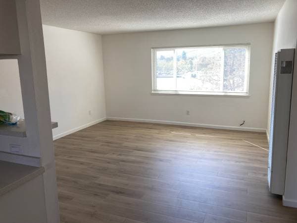 2BR/1BA Apartment on C Street · Martinez photo 2