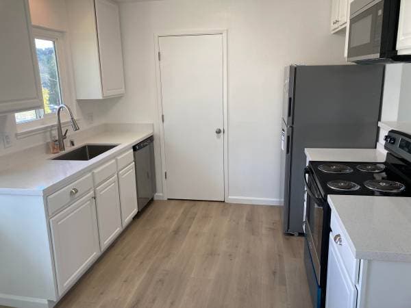 2BR/1BA Apartment on C Street · Martinez photo 5