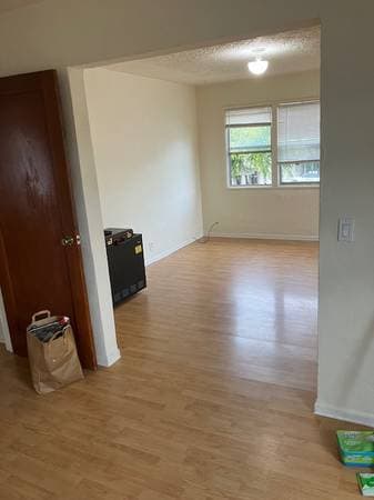 2BR/1BA Duplex · El Cerrito photo 2