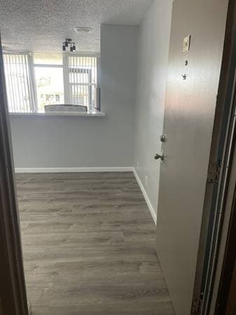 1BR/1BA Apartment · Oakland photo 2