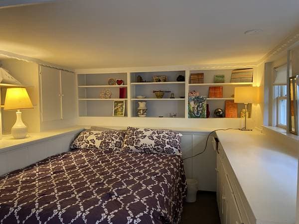 1BR/1BA Apartment · Oakland photo 2