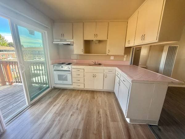 2BR/1BA Apartment · Gilroy photo 4