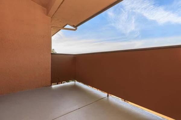 2BR/2BA Apartment on Central Avenue · Fremont photo 3