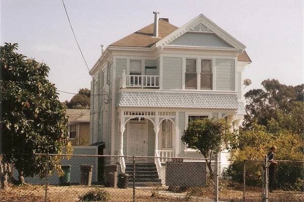 1BR/1BA Duplex · Oakland photo 1