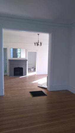 1BR/1BA Duplex · Oakland photo 5