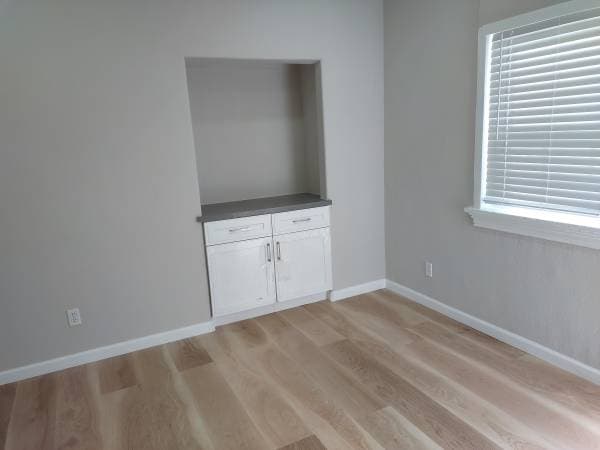 1BR/1BA Apartment · Oakland photo 4