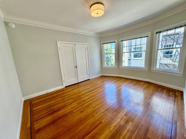 2BR/2BA Apartment on Jefferson Street · San Francisco photo 2