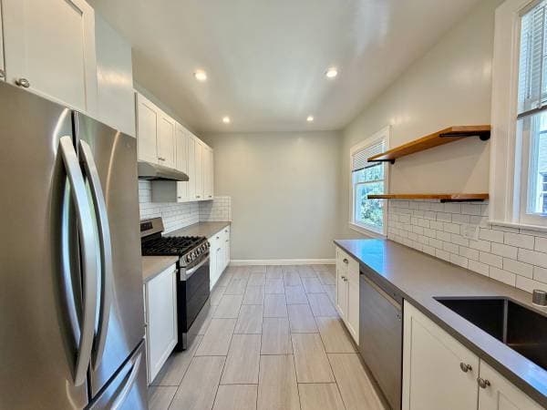 2BR/2BA Apartment on Jefferson Street · San Francisco photo 4