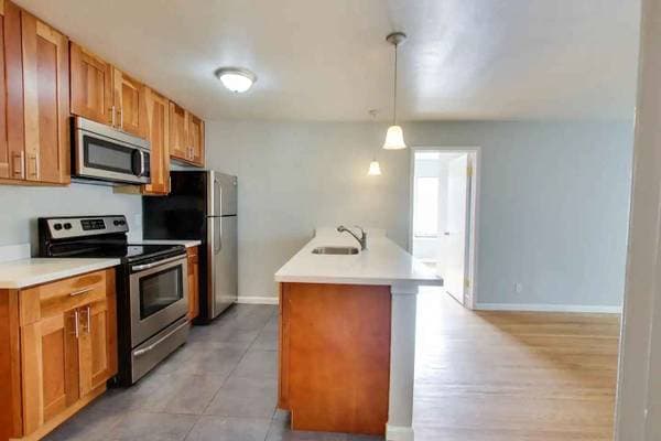 1BR/1BA Apartment on Collins St · San Francisco photo 3