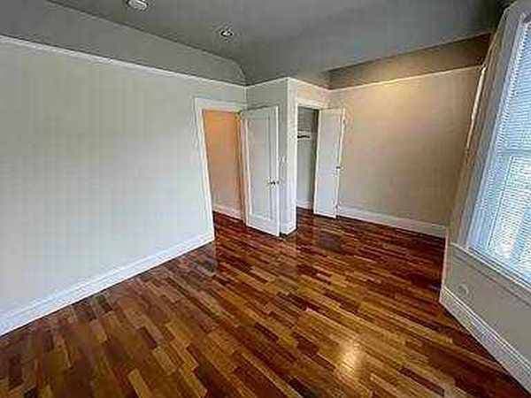 1BR/1BA Duplex · San Francisco photo 3