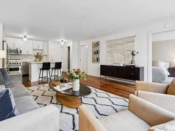 1BR/2BA Condo · San Francisco photo 1