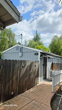 5272 Concord Blvd, Concord (Single Family) photo 3