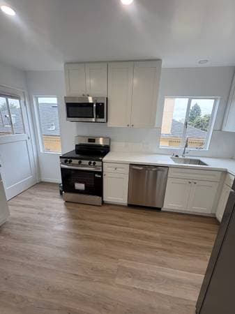 2BR/1BA Apartment on Bellevue Ave · Oakland photo 2