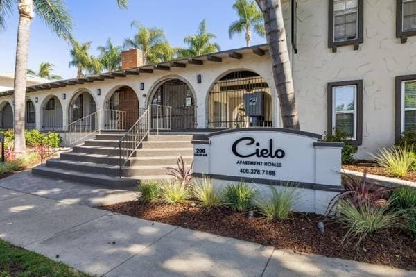 0BR/1BA Apartment on Hollis Avenue · Campbell photo 5