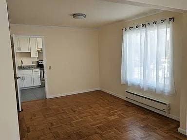 3BR/1BA Single Family House · San Francisco photo 2