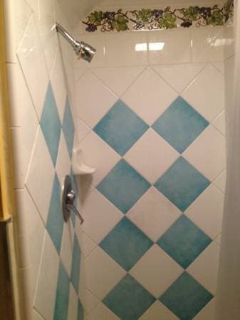 3BR/2BA Single Family House · Cloverdale photo 5