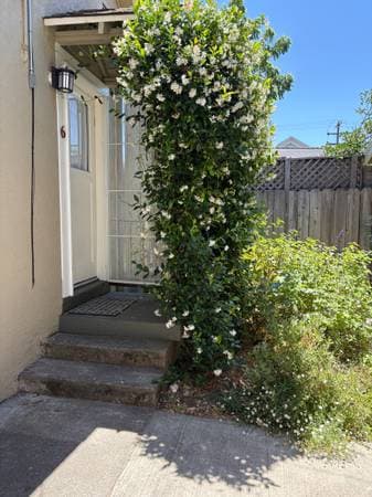 0BR/1BA Single Family House · Napa photo 1