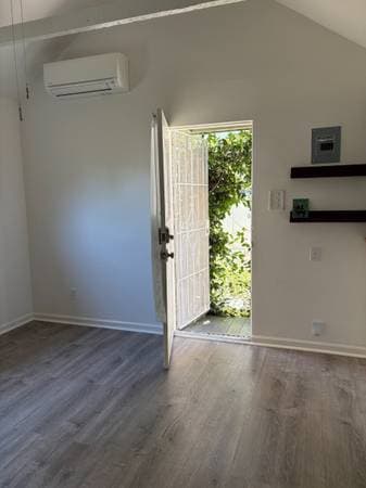 0BR/1BA Single Family House · Napa photo 2