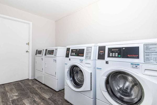1BR/1BA Apartment on Central Avenue · Fremont photo 5