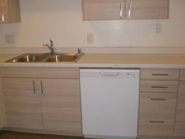 1BR/1BA Apartment · Santa Rosa photo 4