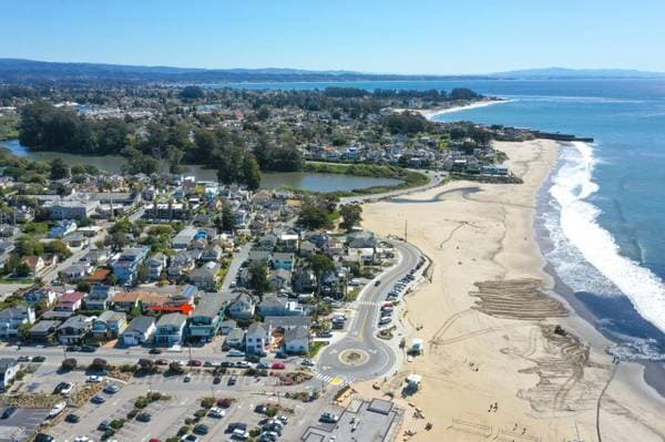 1BR/1BA Apartment on 5th Avenue · Santa Cruz photo 1