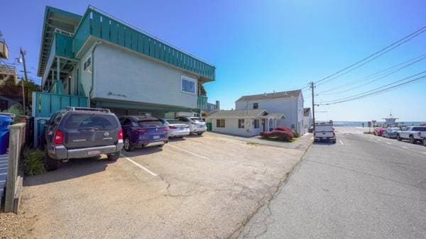 1BR/1BA Apartment on 5th Avenue · Santa Cruz photo 3