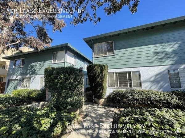 1BR/1BA Apartment on Lorton Avenue · San Mateo photo 1