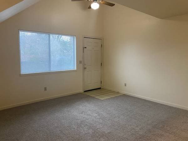 1BR/1BA Apartment on 5th St West · El Verano photo 4
