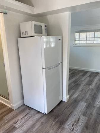 1BR/1BA Single Family House · Santa Rosa photo 3
