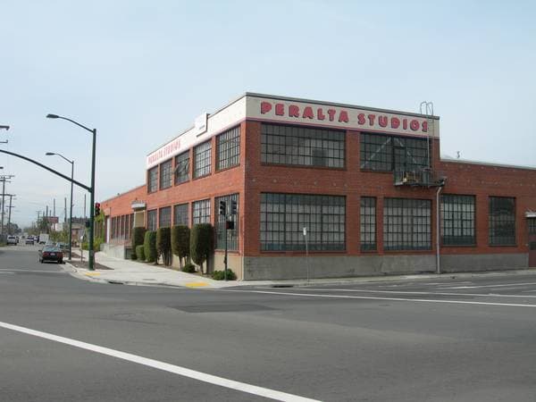0BR/1BA Loft on Peralta Street · Oakland photo 1
