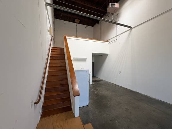 0BR/1BA Loft on Peralta Street · Oakland photo 2