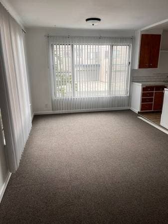 2BR/1BA Apartment · Oakland photo 3