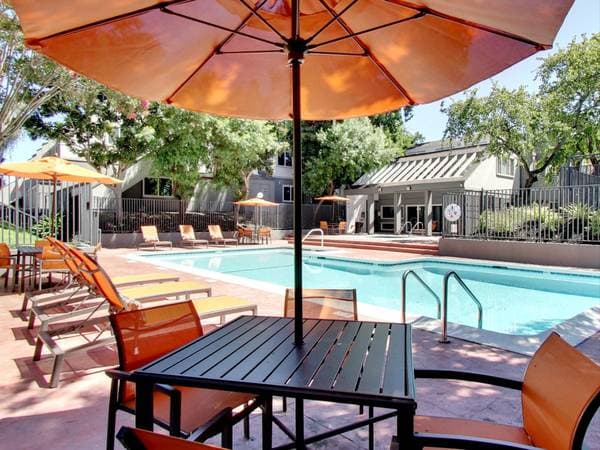 1BR/1BA Apartment on Santa Clara St · Hayward photo 5