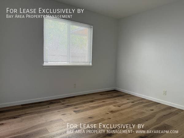 2BR/1BA Duplex on Madison Avenue Unit C · Redwood City photo 5