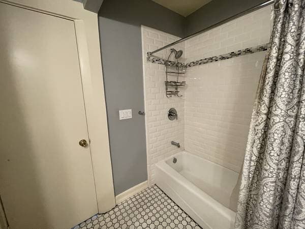 1BR/1BA Apartment · Oakland photo 5