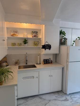 1BR/1BA Apartment on Park View Terrace · Oakland photo 1