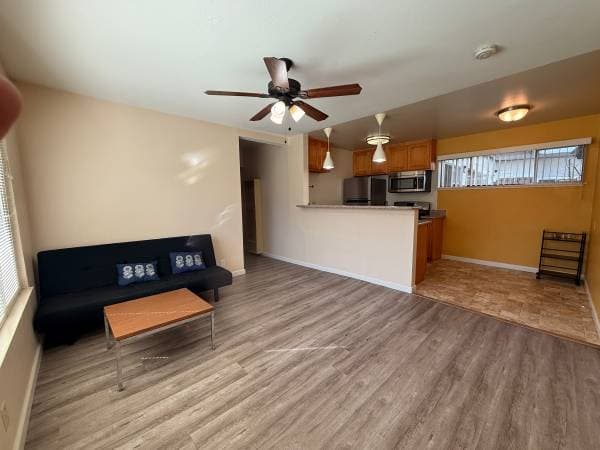 3BR/2BA Apartment on Roosevelt Ave. · Berkeley photo 1