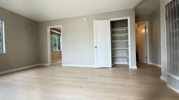 Oakland Manor photo 4