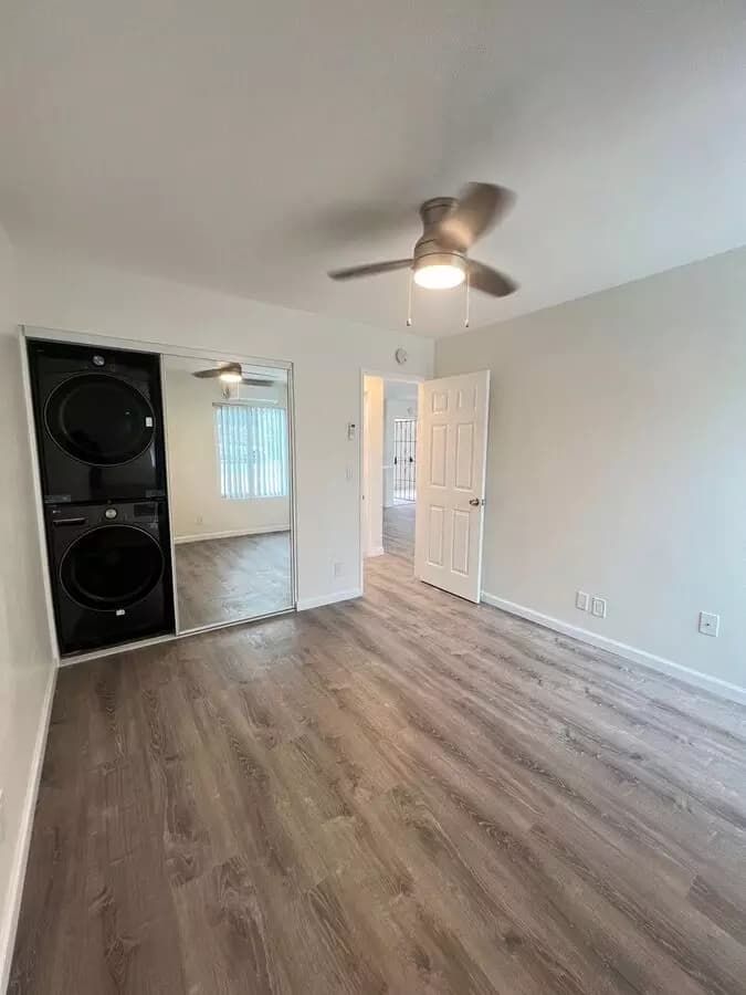 4771 Jewell Street, San Diego, CA 92109 photo 2