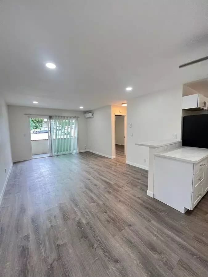 4771 Jewell Street, San Diego, CA 92109 photo 3