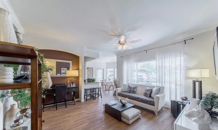 8782 Tx St photo 5