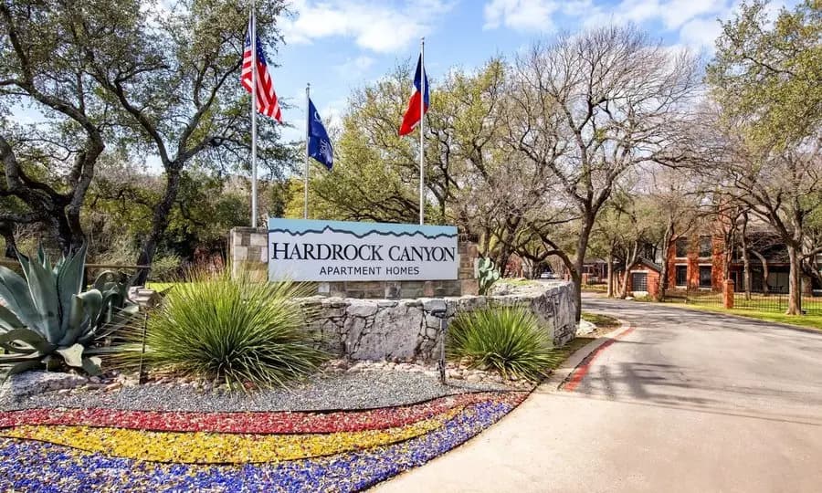 4010 Cima Serena Drive, Austin, TX 78759 photo 5