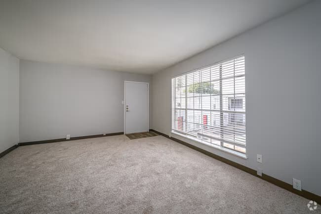 The 869 2-169 floor plan