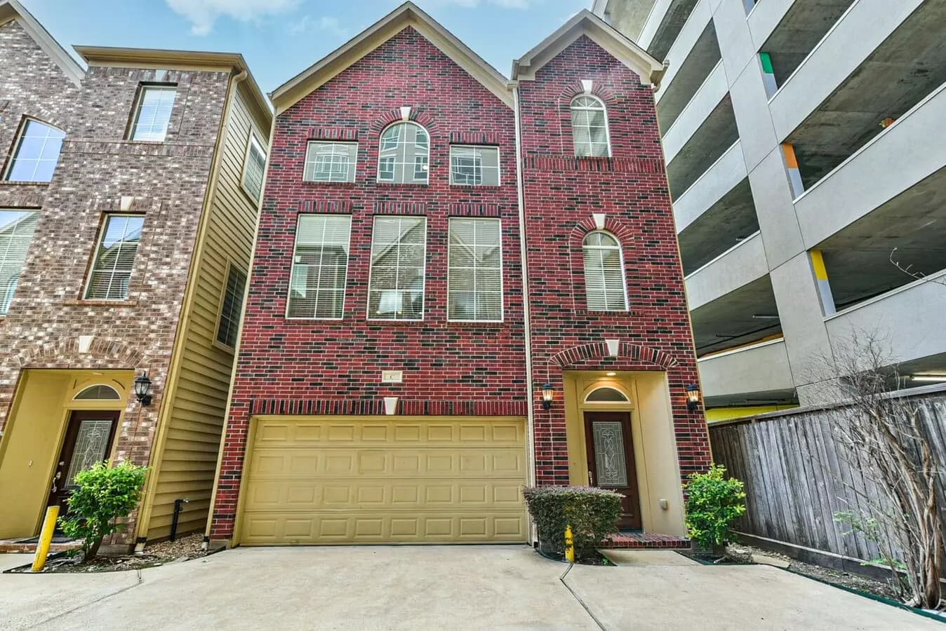 3 Beds • 3 Bath D floor plan